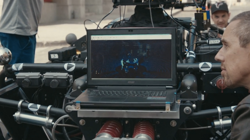 It looks like you can see all the people standing around the Blackbird itself. Screenshot from Top Gear Magazine